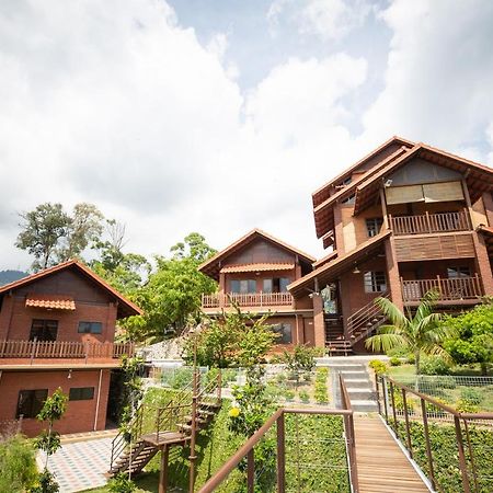 Red House The Garden Stay In Bukit Tinggi By Play Bentong Εξωτερικό φωτογραφία
