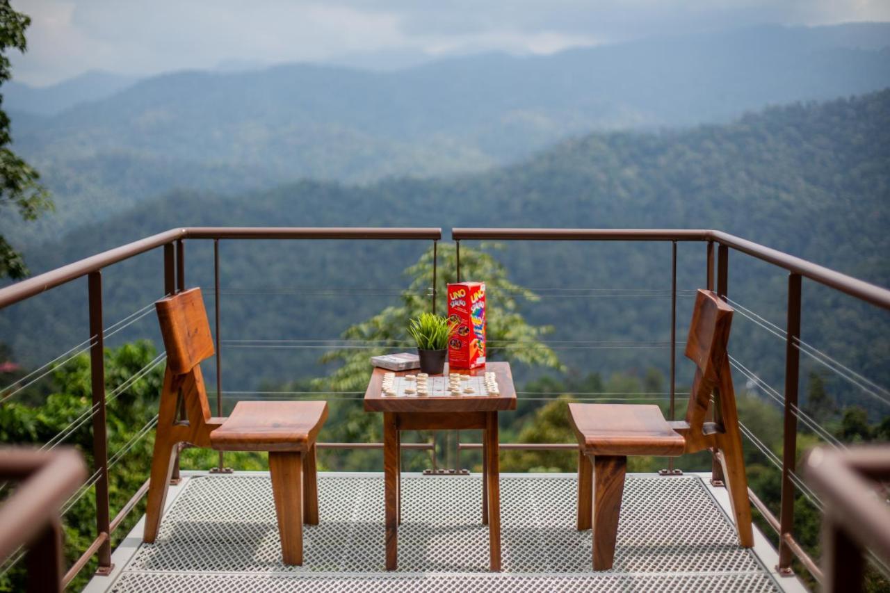 Red House The Garden Stay In Bukit Tinggi By Play Bentong Εξωτερικό φωτογραφία