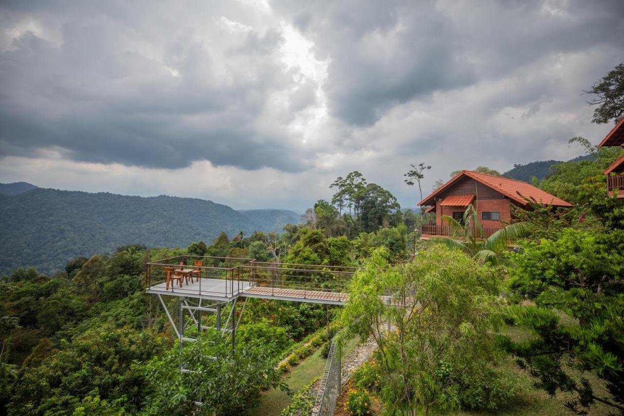 Red House The Garden Stay In Bukit Tinggi By Play Bentong Εξωτερικό φωτογραφία