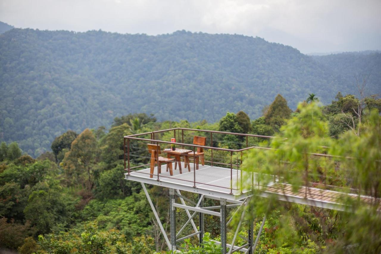 Red House The Garden Stay In Bukit Tinggi By Play Bentong Εξωτερικό φωτογραφία