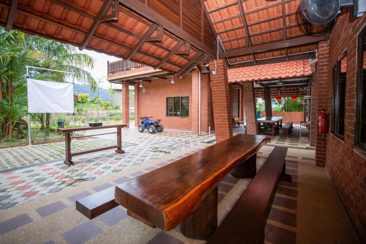 Red House The Garden Stay In Bukit Tinggi By Play Bentong Εξωτερικό φωτογραφία